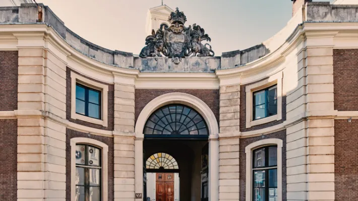 Het Spaansche Hof
